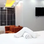 Hotel Biglife *