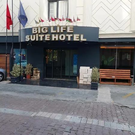Biglife *