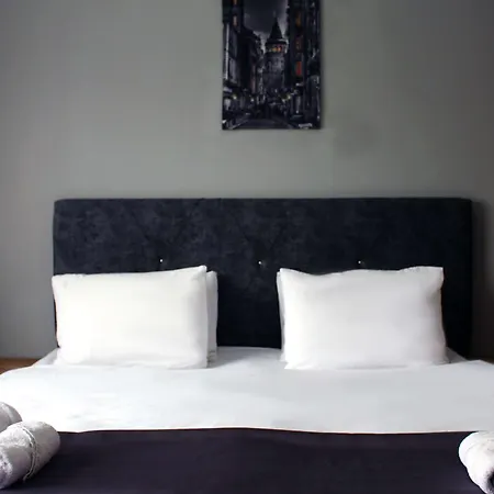 Biglife Hotel