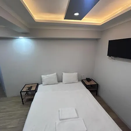 Biglife Hotel