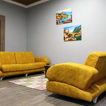 Biglife Hotel